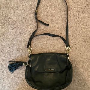 Michael kors cross body